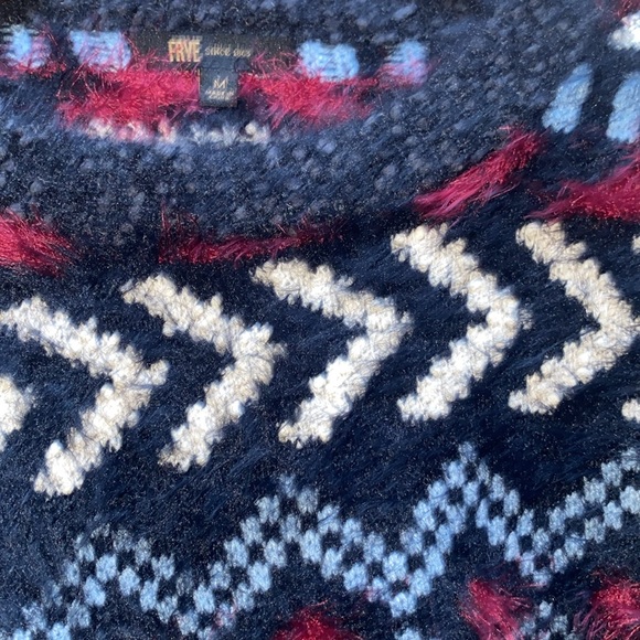 Frye NWT Sweater cropped Butter Soft / size Med - Picture 5 of 17